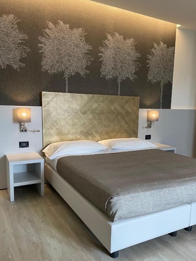 Hotel Tritone Caorle Extérieur photo